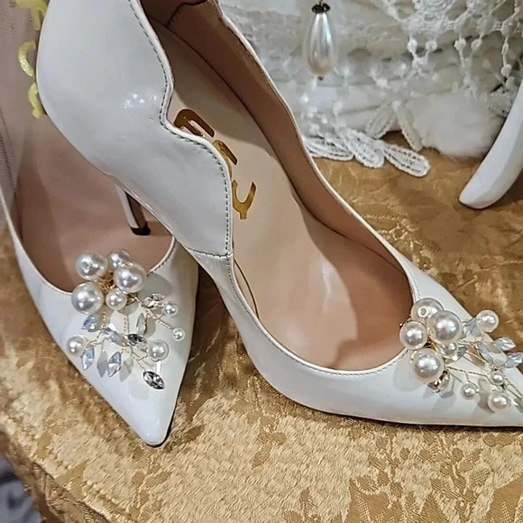 Shower Me With Pearls is a Unique One-Of-A-Kind Tiara Bundle - Picture 7 of 17